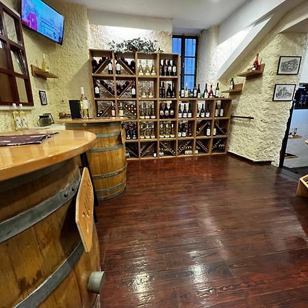 Patche Residence - A Wine Cellar Hideaway In The Historic Home Of Revolutionary Metodi Patche Ohrida Exterior foto